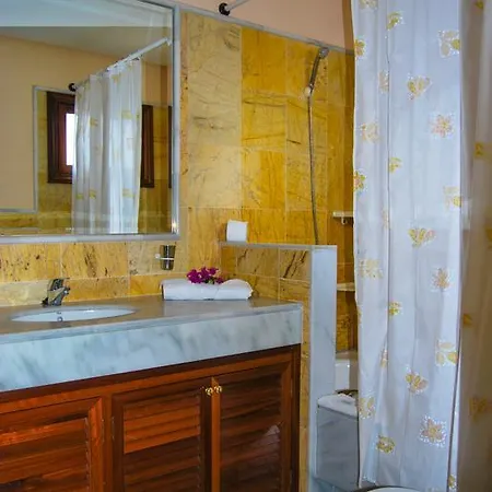 Eslanzarote Victoria, Heated Pool, Super Wifi, Sat Tv Playa Blanca (Lanzarote)