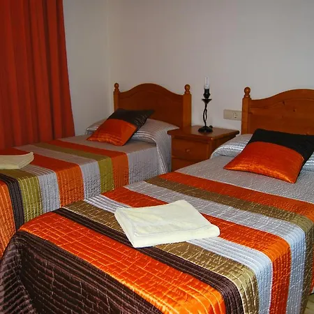 Eslanzarote Victoria, Heated Pool, Super Wifi, Sat Tv * Playa Blanca (Lanzarote)
