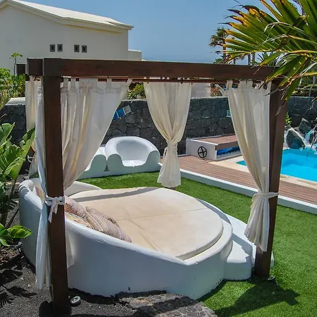 Eslanzarote Victoria, Heated Pool, Super Wifi, Sat Tv Villa Playa Blanca (Lanzarote)