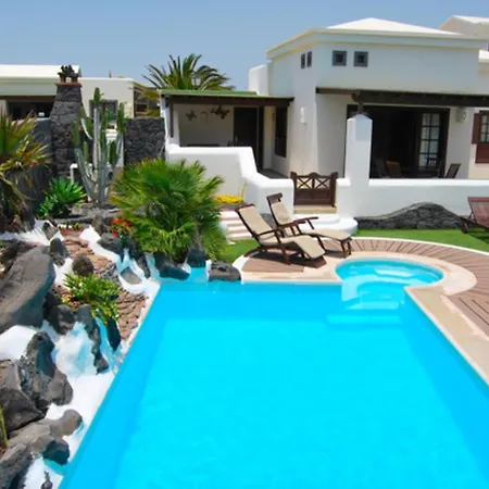Villa Eslanzarote Victoria, Heated Pool, Super Wifi, Sat Tv Playa Blanca (Lanzarote)
